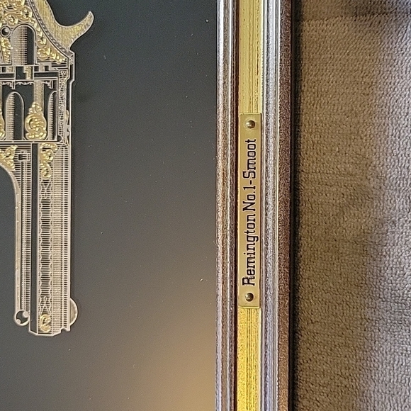 Franklin Mint 1981 Remington No. 1 Smoot Pistols – 24k Gold & Sterling Silver - Picture 2 of 5